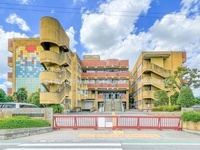 周辺環境:越谷市立千間台中学校