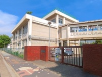 周辺環境:川口市立芝西中学校