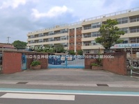 周辺環境:川口市立神根中学校