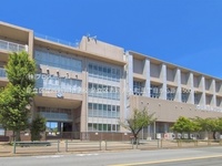 周辺環境:足立区立西新井小学校