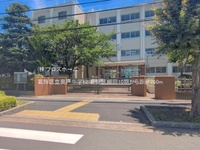周辺環境:葛飾区立奥戸中学校