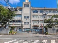 周辺環境:草加市立両新田小学校