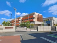 周辺環境:草加市立谷塚小学校