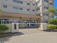 周辺環境:八潮市立中川小学校