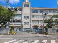 周辺環境:草加市立両新田小学校