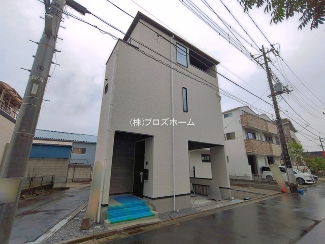 外観:
