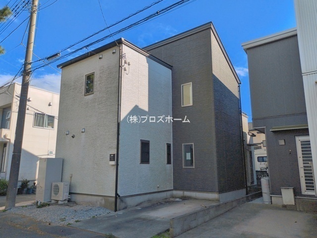 外観: